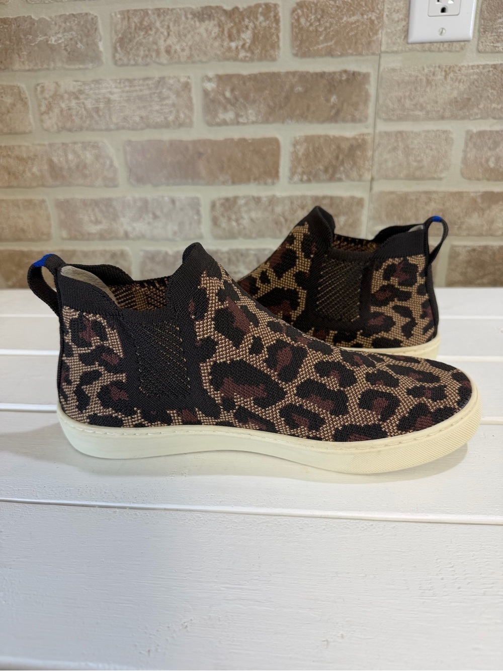 Rothy’s Leopard Print Slip-On Chelsea Sneakers Women’s Size 8.5 Knit Comfort - Picture 5 of 10